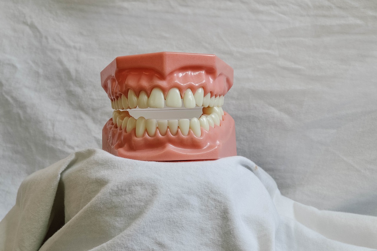 İnvisalign Tedavisinde İşte Dişlerinizin İyi Görünümünü Sağlamak İçin 5 Öneri