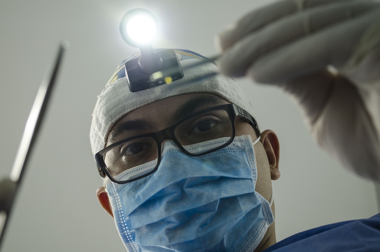 Invisalign Tedavisi Sonrası Gece Plak Kullanımının Önemi