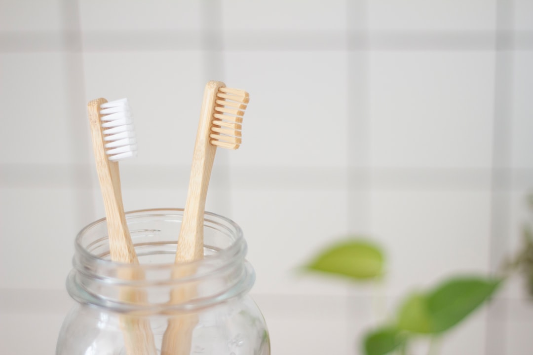 Invisalign Tedavisi Sonrası Gece Plak Kullanımının Önemi